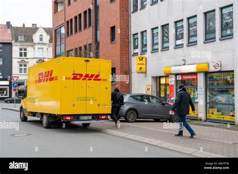 DHL Paketshop Burgbernheim Raiffeisenstraße 6a, .